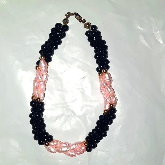 Vintage freshwater pearl/onyx bracelet - Picture 1 of 3